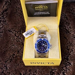 Invicta Men’s 40mm Dive Style Quartz Watch with Blue Dial